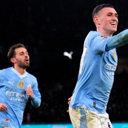 Man City 4-1 Aston Villa: Phil Foden’s hat-trick takes Pep Guardiola’s side to within one point of top spot