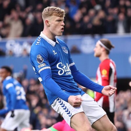 Manchester United Eye Move for Everton Defender Jarrad Branthwaite This Summer